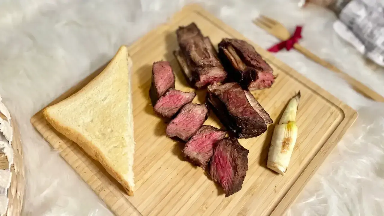 Smoked Pork Ribs,Smoked beef,Smoked lamb,Smoked duck breast,Smoked brisket,Smoked Ribs,美式燻肉,煙燻帶骨牛小排,美式煙燻,德州燒烤,Smoked meat,煙燻嫩肩牛排,阿根廷烤肉